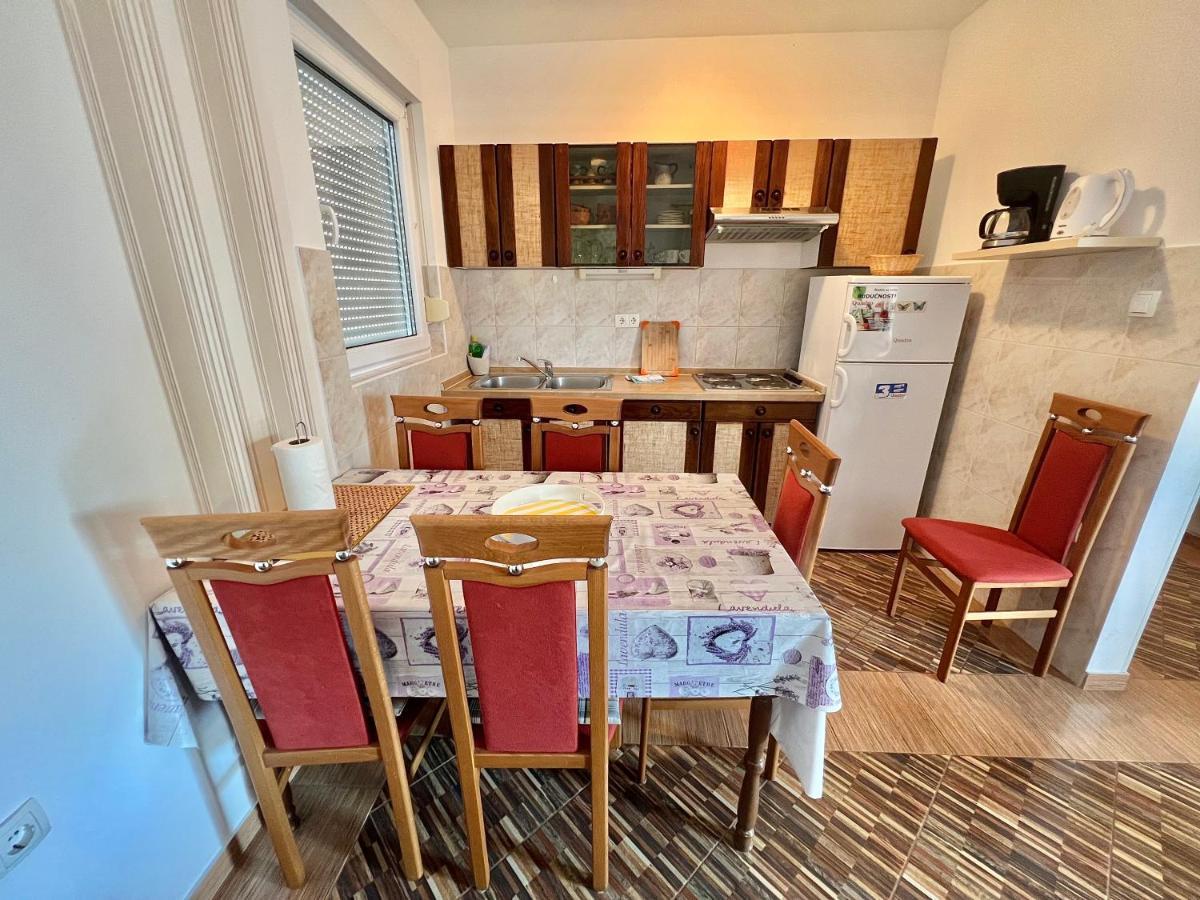 Apartmani Marija ดรามัลย์ ภายนอก รูปภาพ