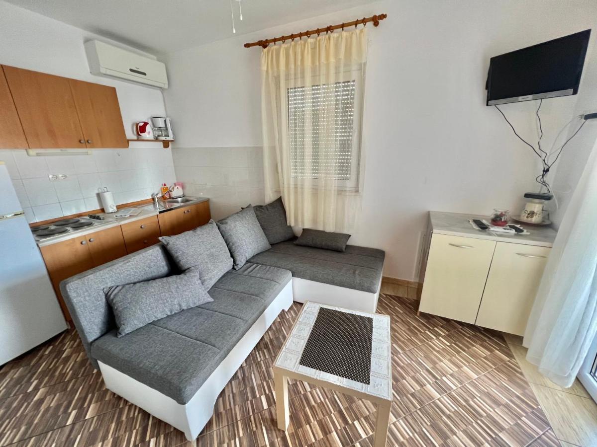 Apartmani Marija ดรามัลย์ ภายนอก รูปภาพ