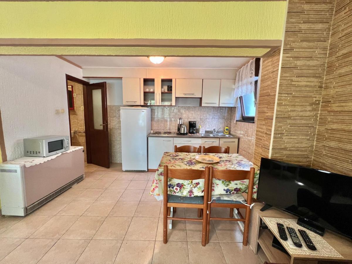 Apartmani Marija ดรามัลย์ ภายนอก รูปภาพ