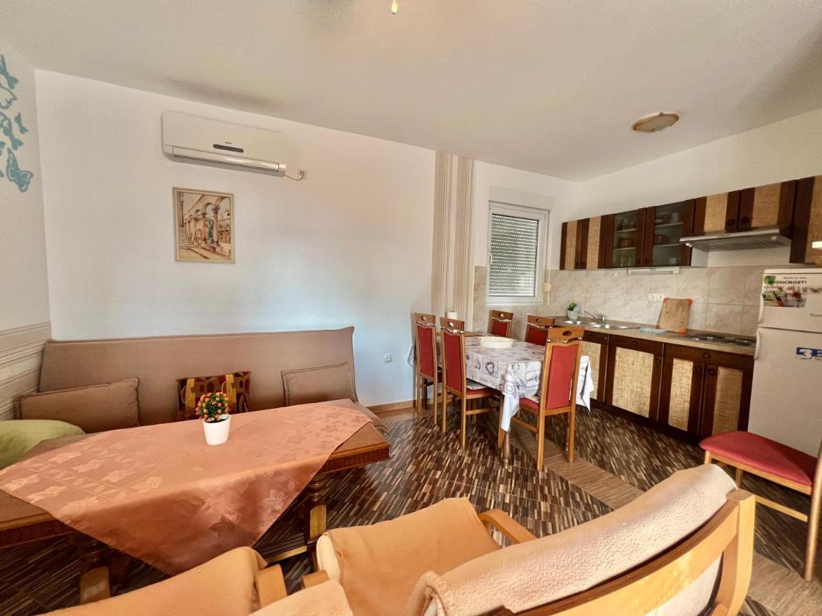 Apartmani Marija ดรามัลย์ ภายนอก รูปภาพ