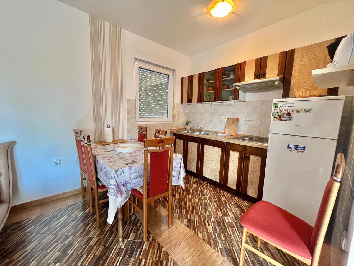 Apartmani Marija ดรามัลย์ ภายนอก รูปภาพ