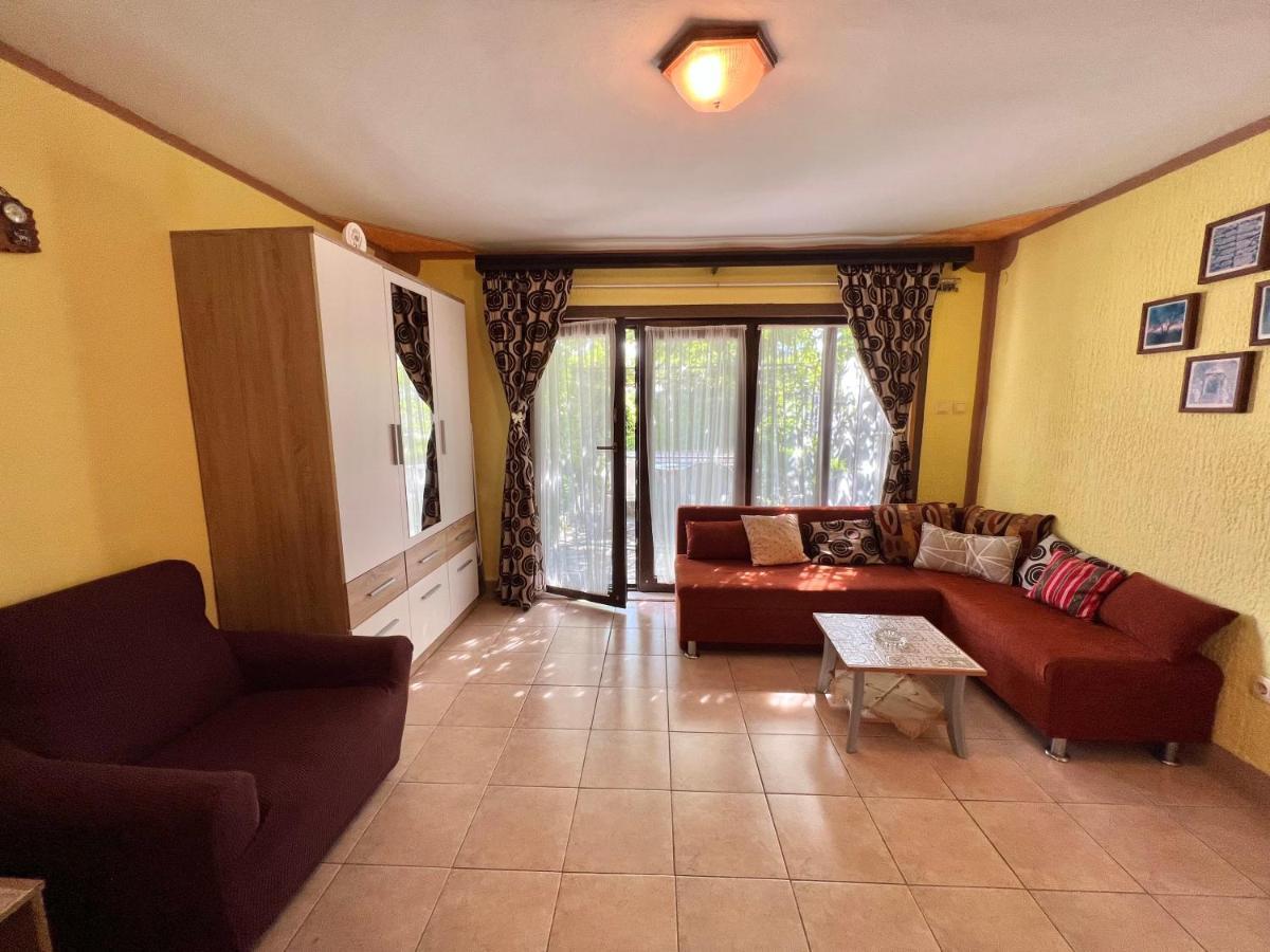 Apartmani Marija ดรามัลย์ ภายนอก รูปภาพ