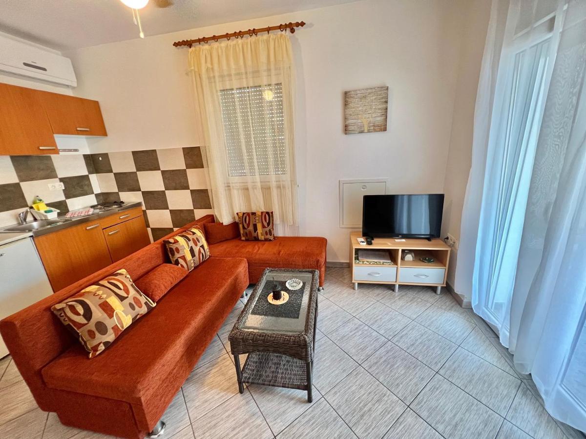 Apartmani Marija ดรามัลย์ ภายนอก รูปภาพ